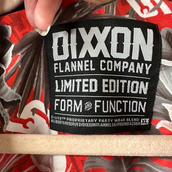 XL Dixxon Flannel Co Snap-On Tools Shirt Red Hawaiian Floral Button-Up Resort - Picture 3 of 5